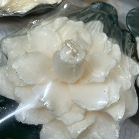 VTG 4 White Magnolia Floating Floral Candles Michael Coffindaffer 5.5"x4" - Picture 11 of 11